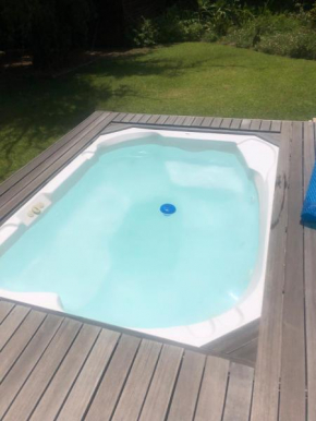 Serendipity - 3 Bedroom home with Jacuzzi!
